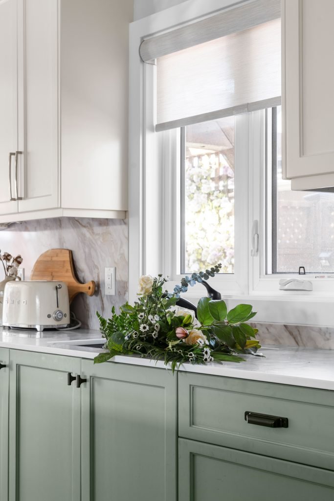 Modern ranch bungalow interior design and furnishing kitchen sink flowers Unshelf Design
